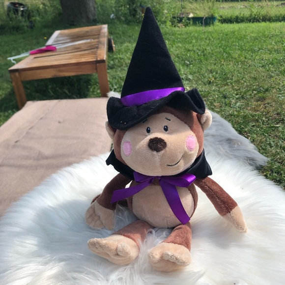 Witch Monkey - Picture 1 of 3
